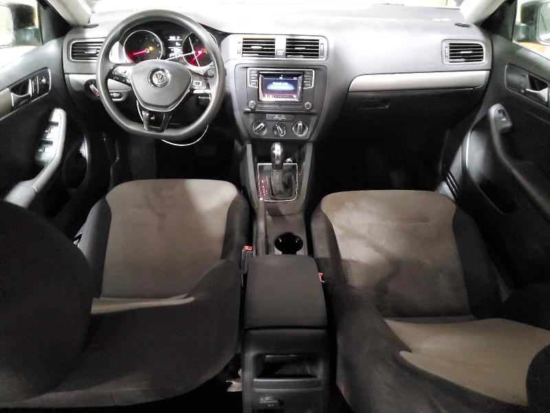 Photo 8 from auction – 2017 VOLKSWAGEN JETTA with VIN 3VW2B7AJ3HM381299