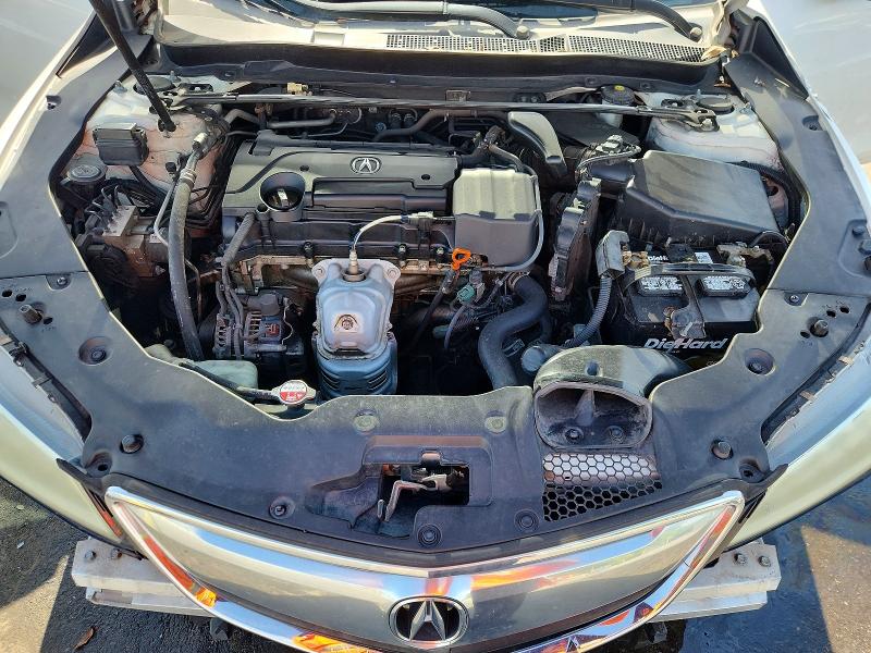 Photo 11 from auction – 2015 ACURA TLX with VIN 19UUB1F33FA022145