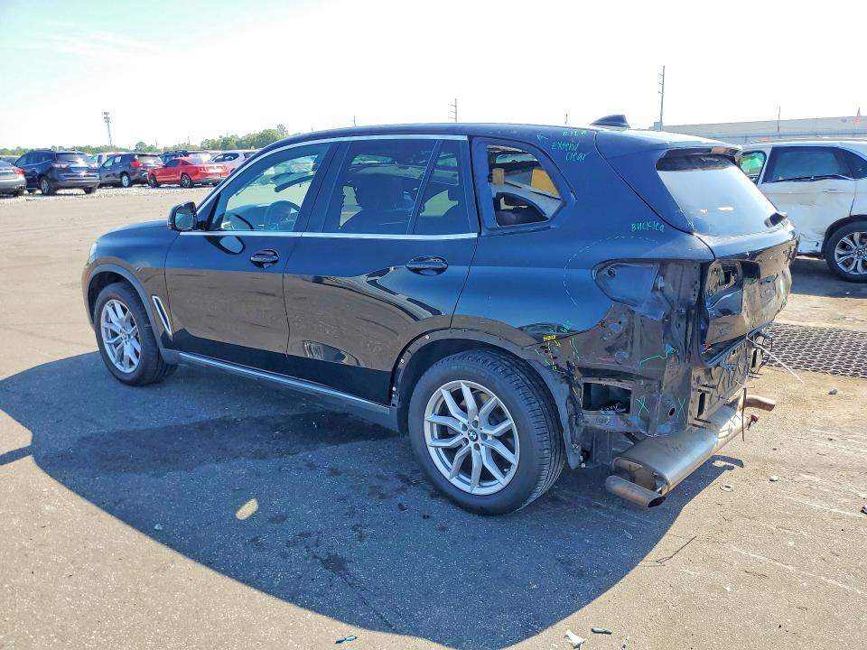 Photo 2 from auction – 2020 BMW X5 with VIN 5UXCR6C00L9C10648