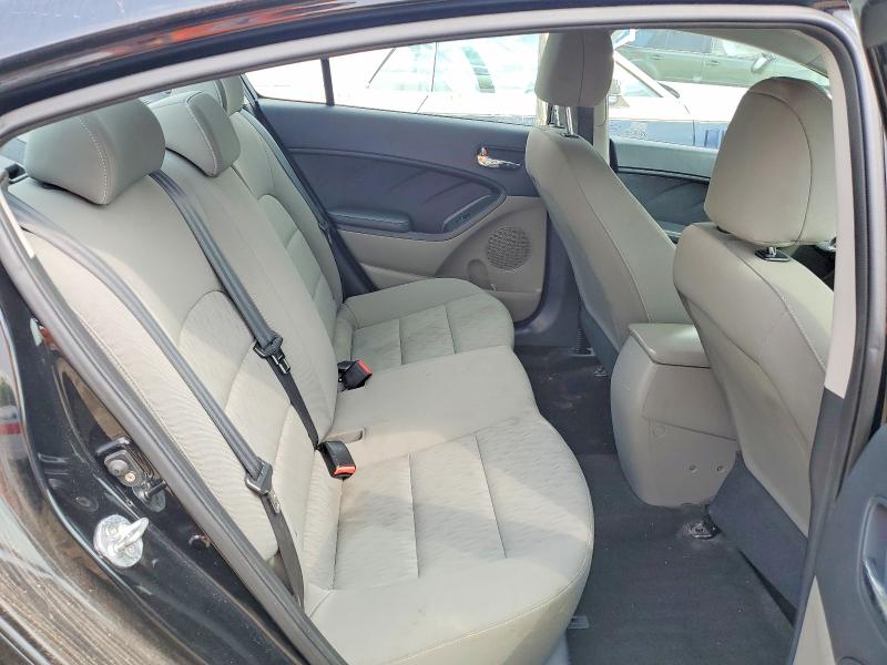 Фото 10 с аукциона – 2015 KIA FORTE с VIN KNAFK4A66F5412009