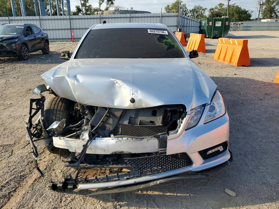 Photo 5 from auction – 2011 MERCEDES-BENZ E with VIN WDDHF5GB4BA466989