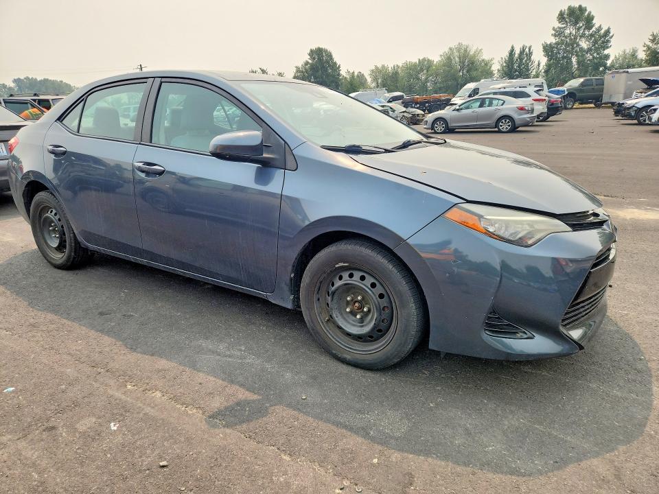 Photo 4 from auction – 2017 TOYOTA COROLLA with VIN 2T1BURHE6HC812471
