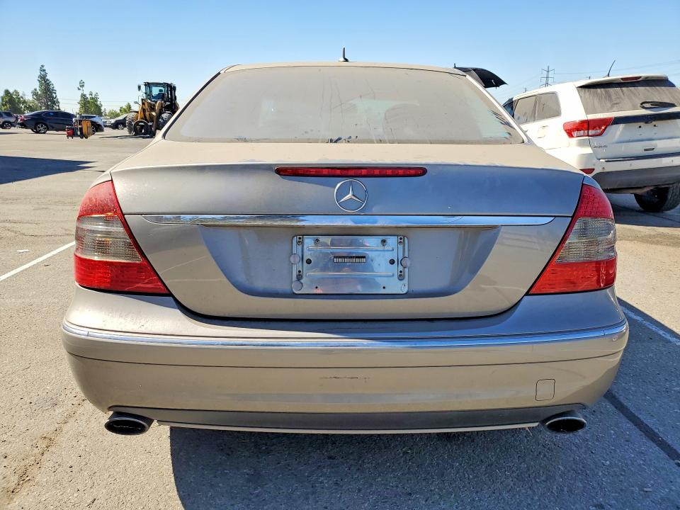 Photo 6 from auction – 2009 MERCURY E-CLASS with VIN WDBUF56XX9B431818