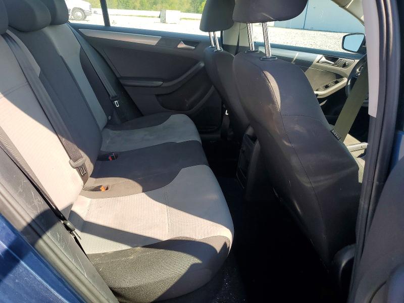 Снимка 10 от търг – 2017 VOLKSWAGEN JETTA с VIN 3VW2B7AJ4HM396376