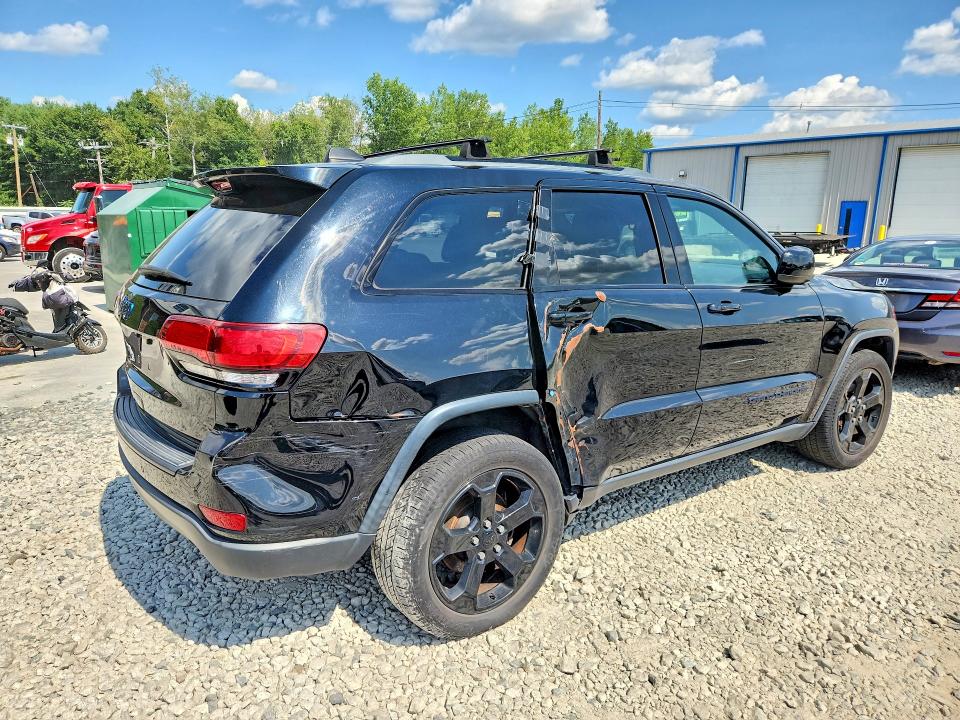 Photo 3 from auction – 2018 JEEP GRAND CHEROKEE with VIN 1C4RJFAG0JC479569