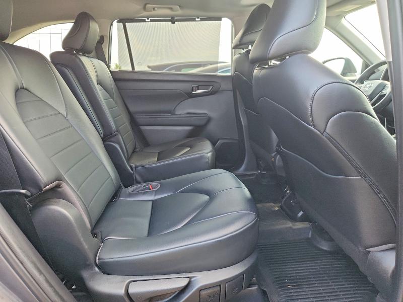 Photo 11 from auction – 2023 TOYOTA HIGHLANDER with VIN 5TDKDRBH9PS504610