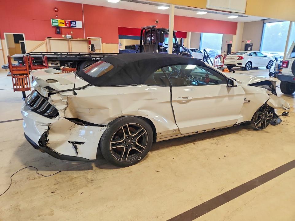 Photo 3 from auction – 2019 FORD MUSTANG with VIN 1FATP8FF6K5150239