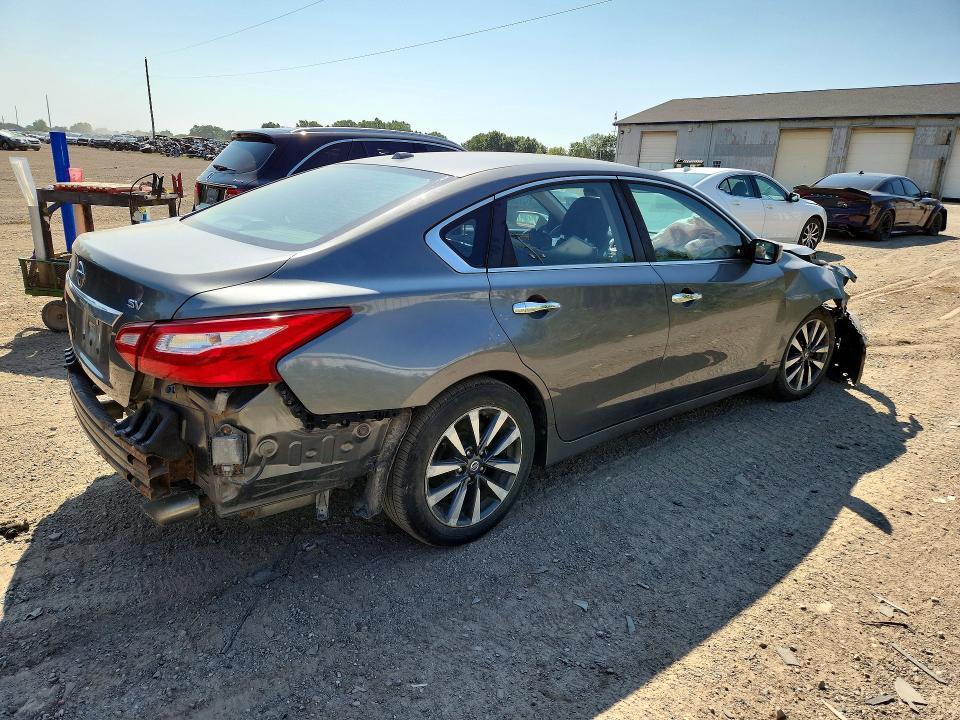 Photo 3 from auction – 2017 NISSAN ALTIMA with VIN 1N4AL3AP6HC238752