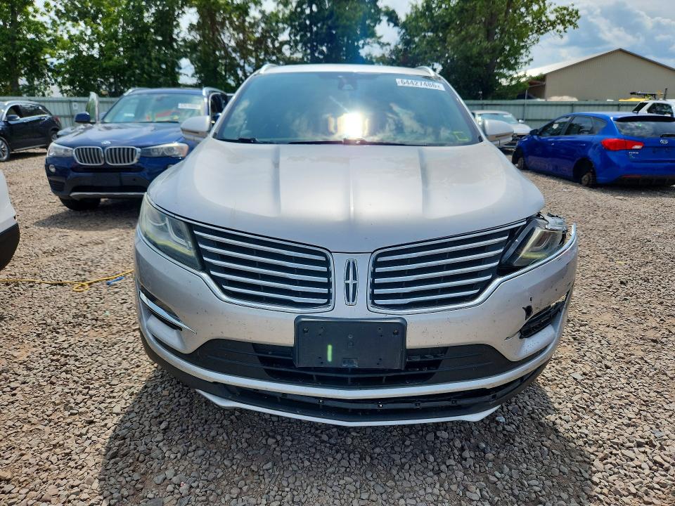 Photo 5 from auction – 2015 LINCOLN MKC with VIN 5LMTJ2AH4FUJ14927