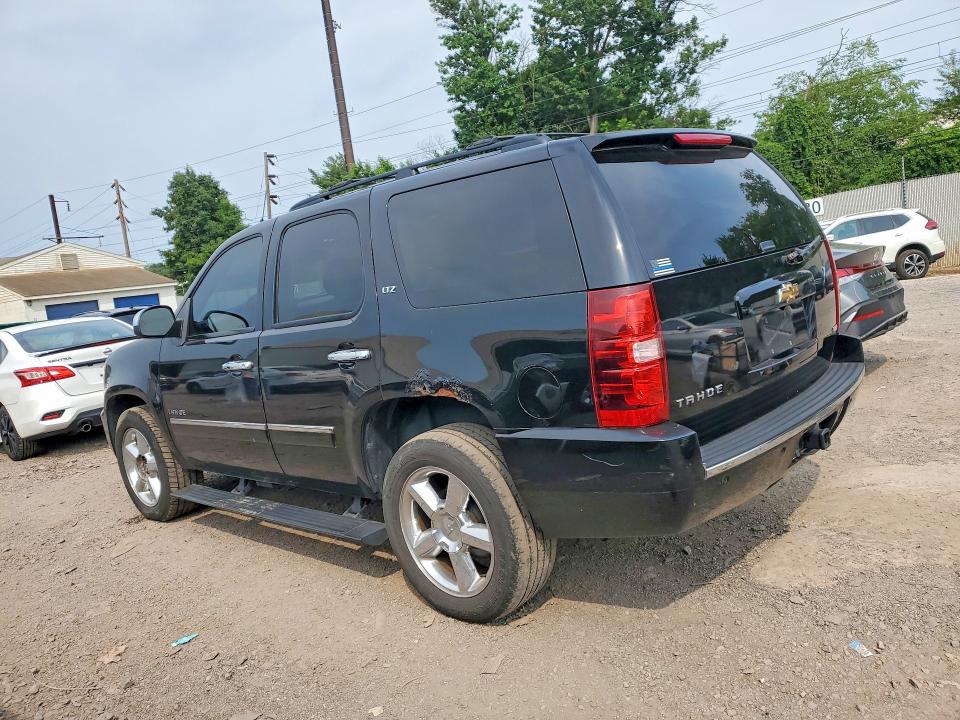 Zdjęcie 2 z aukcji – 2011 CHEVROLET TAHOE z VIN 1GNSKCE02BR213583