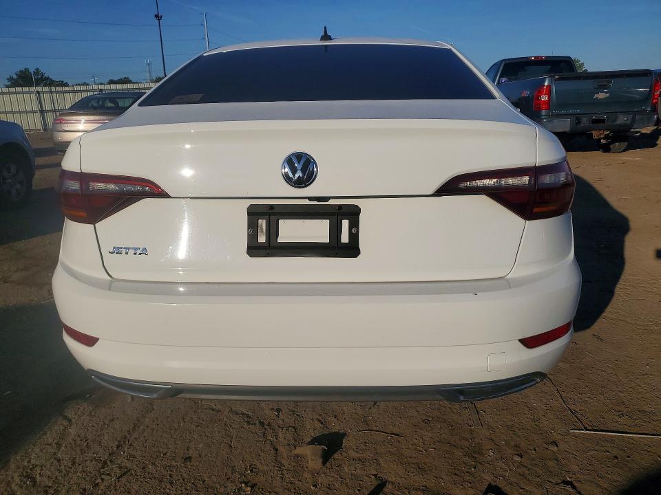 Снимка 6 от търг – 2019 VOLKSWAGEN JETTA с VIN 3VWC57BU3KM228577