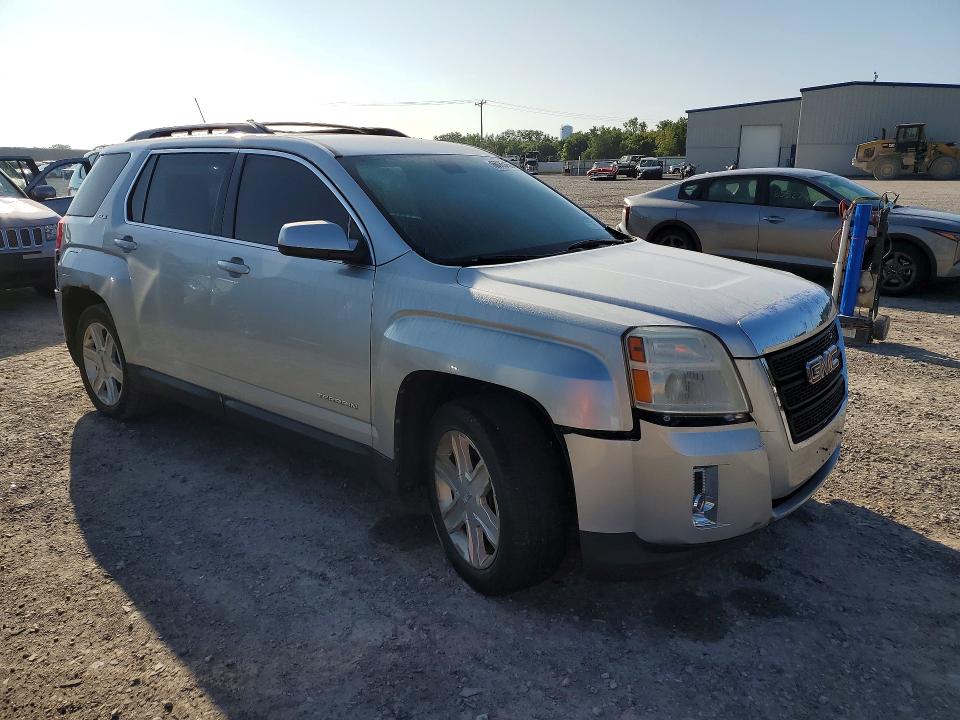 Photo 4 from auction – 2010 GMC TERRAIN with VIN 2CTFLEEW5A6304465