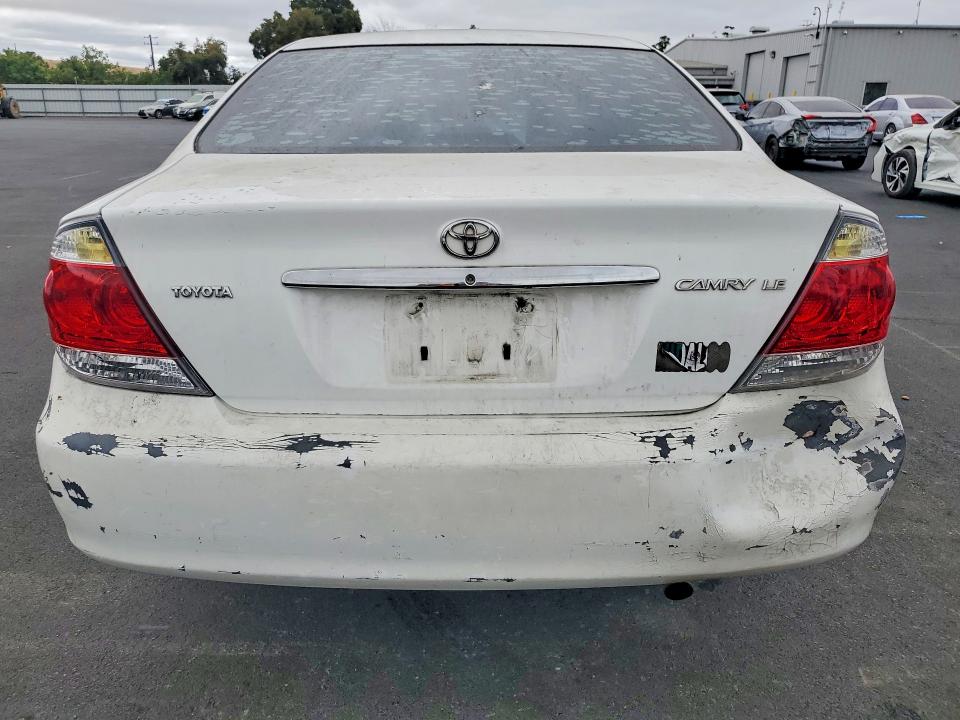 Photo 6 from auction – 2006 TOYOTA CAMRY with VIN 4T1BE32K56U657531