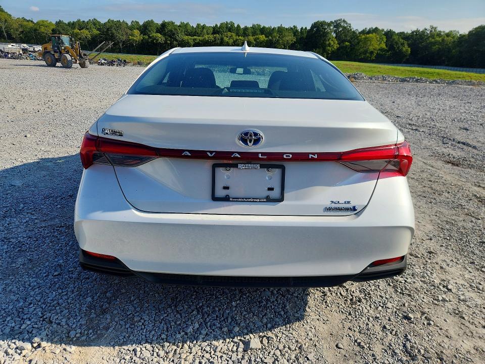 Photo 6 from auction – 2022 TOYOTA AVALON with VIN 4T1AA1AB7NU014903