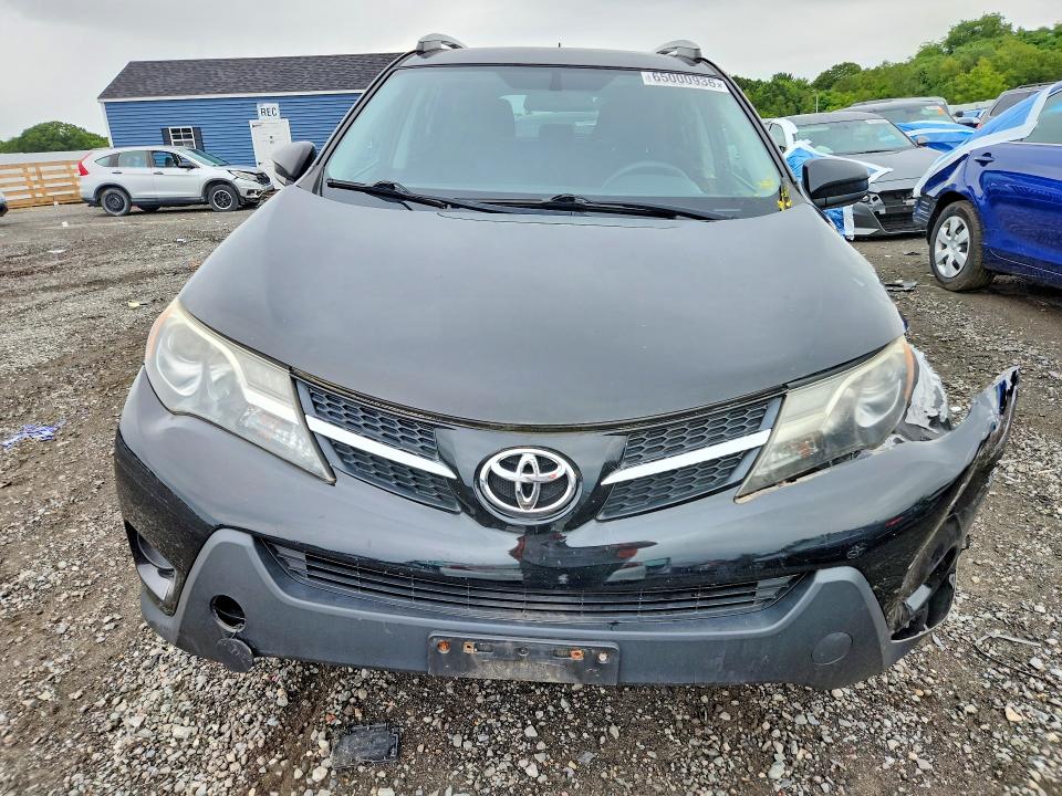 Photo 5 from auction – 2015 TOYOTA RAV4 with VIN 2T3BFREVXFW334024
