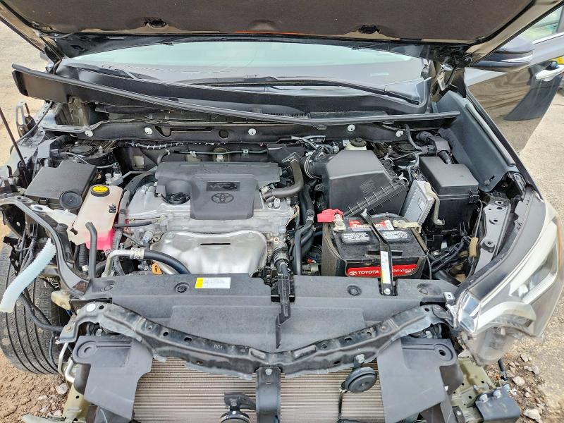 Photo 12 from auction – 2018 TOYOTA RAV4 with VIN 2T3DFREV9JW756741