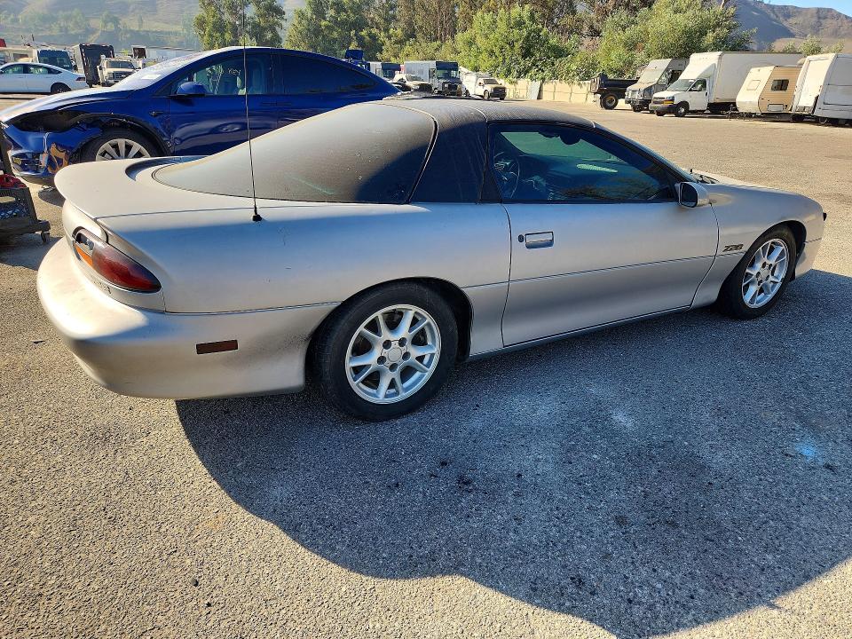 Photo 3 from auction – 2000 CHEVROLET CAMARO with VIN 2G1FP22G9Y2132222