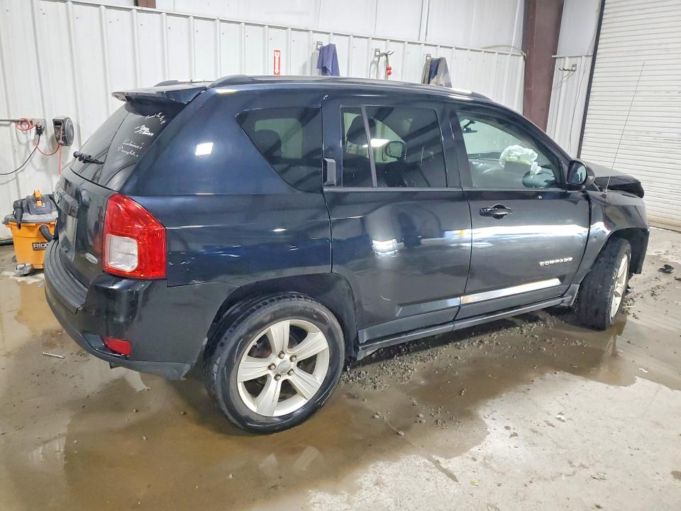 Photo 3 from auction – 2012 JEEP COMPASS with VIN 1C4NJDEB6CD511116
