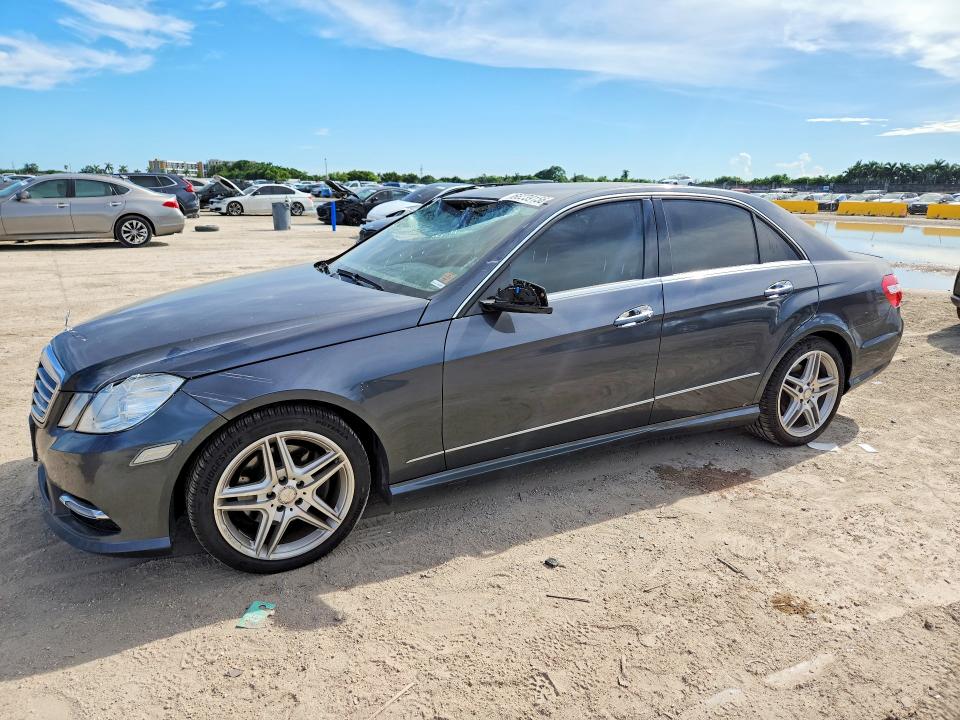 MERCEDES-BENZ E 2013 con VIN WDDHF8JB2DA675130 - Foto de la subasta