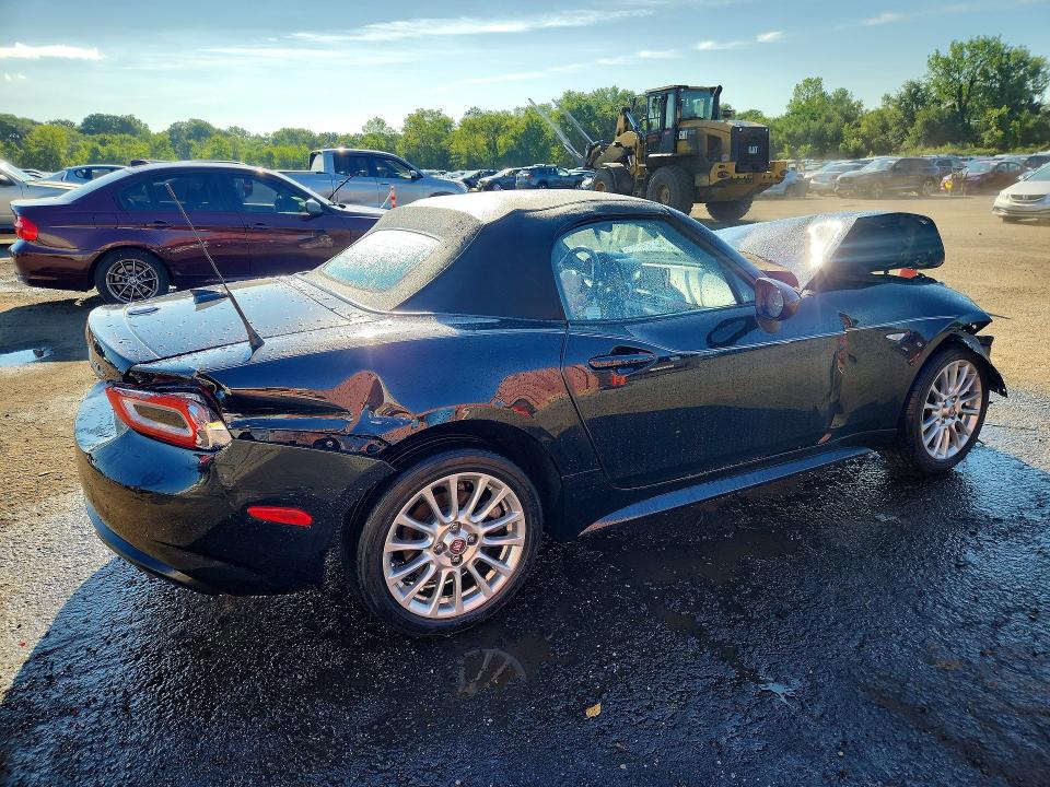 Photo 3 from auction – 2020 FIAT 124 SPIDER with VIN JC1NFAEK2L0145773