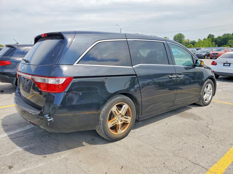 Photo 3 from auction – 2012 HONDA ODYSSEY with VIN 5FNRL5H98CB132086