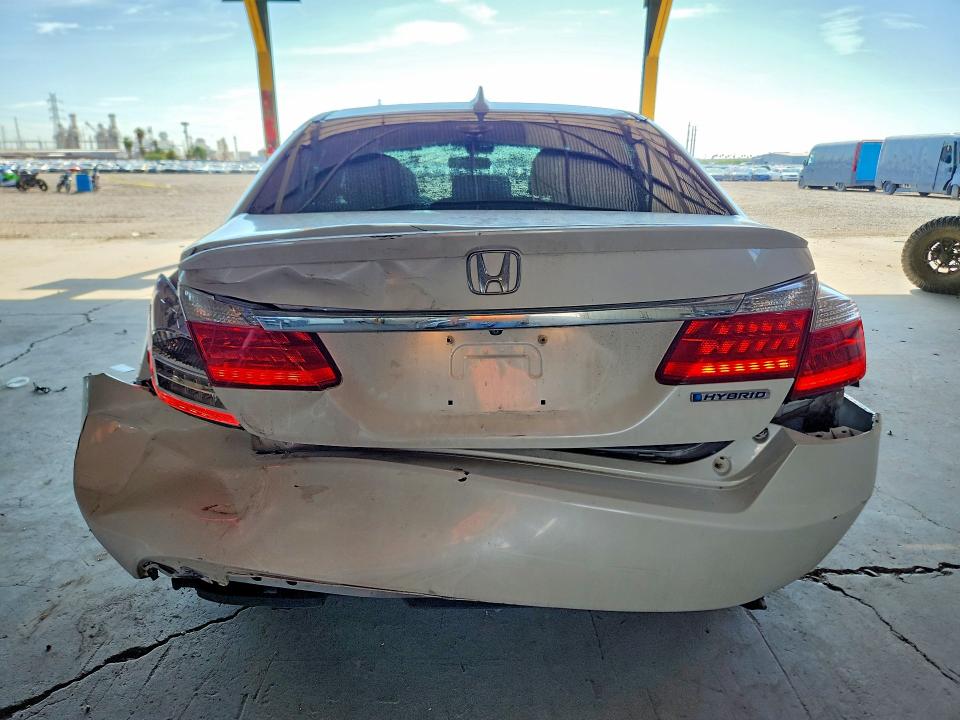 Снимка 6 от търг – 2015 HONDA ACCORD с VIN 1HGCR6F52FA001308