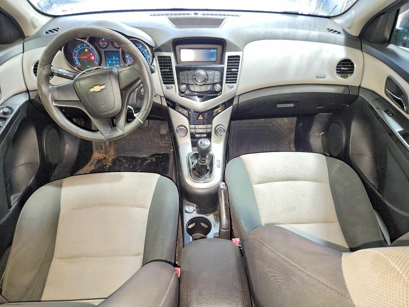Photo 8 from auction – 2012 CHEVROLET CRUZE with VIN 1G1PD5SH2C7343075