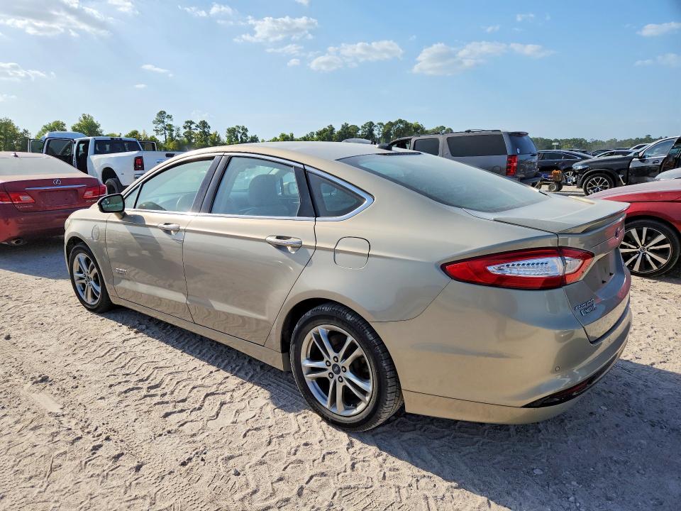 Photo 2 from auction – 2015 FORD FUSION with VIN 3FA6P0SU1FR300005