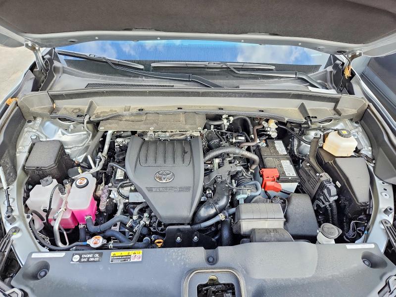 Photo 12 from auction – 2026 TOYOTA GRAND HIGHLANDER with VIN 5TDAAAB56TS129796