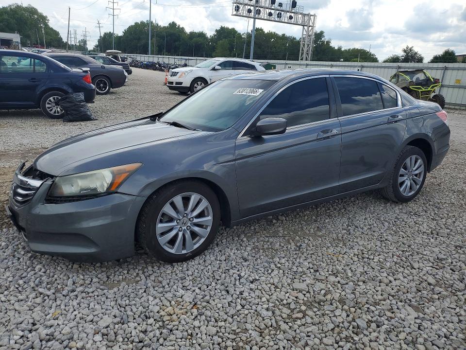 HONDA ACCORD 2011 with VIN 1HGCP2F85BA043460 - Photo from auction
