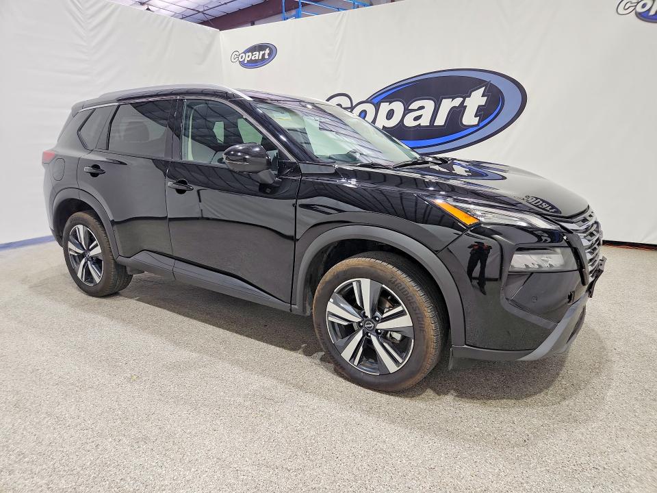 Photo 4 from auction – 2026 NISSAN ROGUE with VIN 5N1BT3CB4TC802273