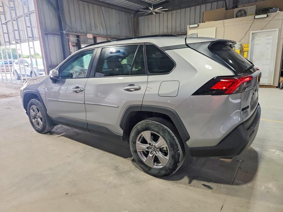 Photo 2 from auction – 2024 TOYOTA RAV4 with VIN 2T3P1RFV5RW481407