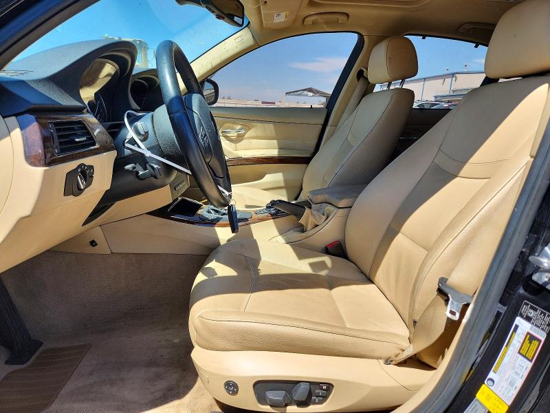 Photo 7 from auction – 2011 BMW 328 with VIN WBAPH5G50BNM75074