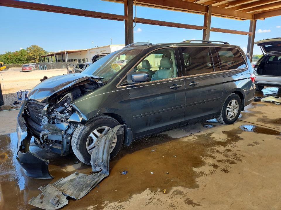 HONDA ODYSSEY 2005 with VIN 5FNRL38715B132680 - Photo from auction
