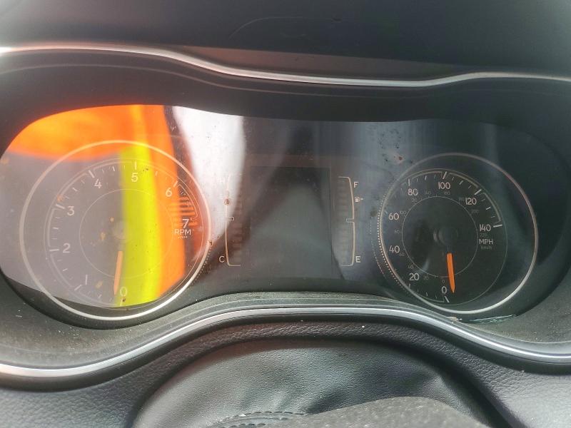 Photo 9 from auction – 2019 JEEP CHEROKEE with VIN 1C4PJLCBXKD332338
