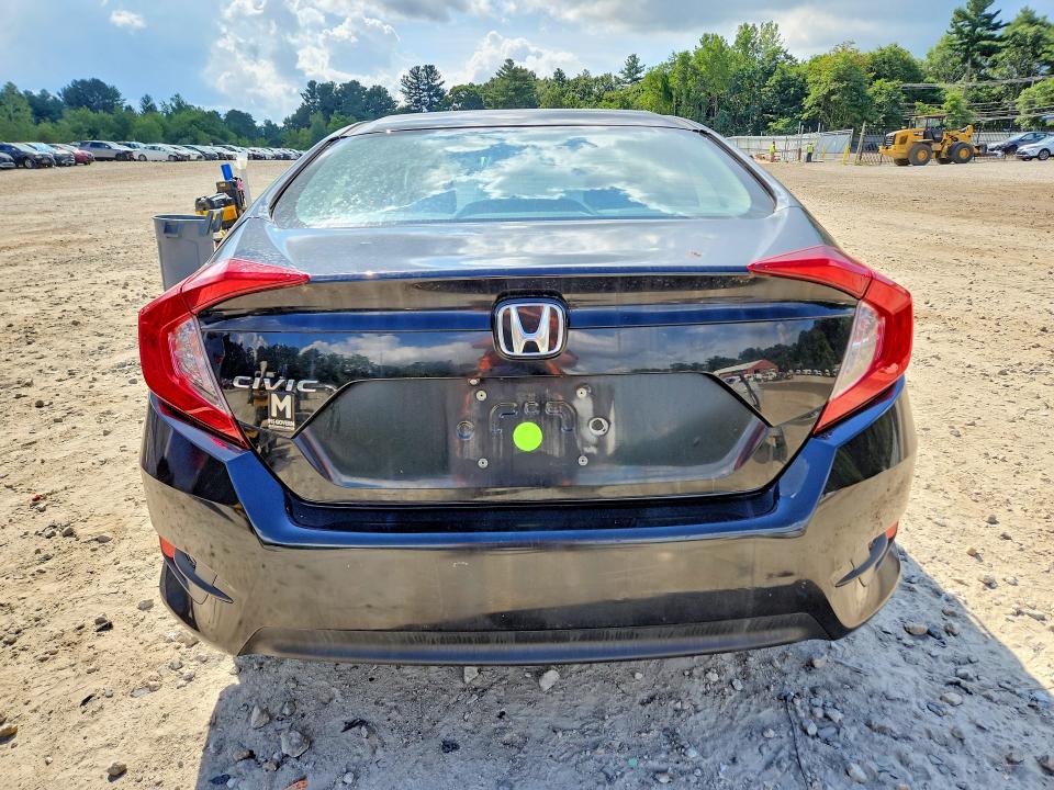 Photo 6 from auction – 2017 HONDA CIVIC with VIN 2HGFC2F50HH574395