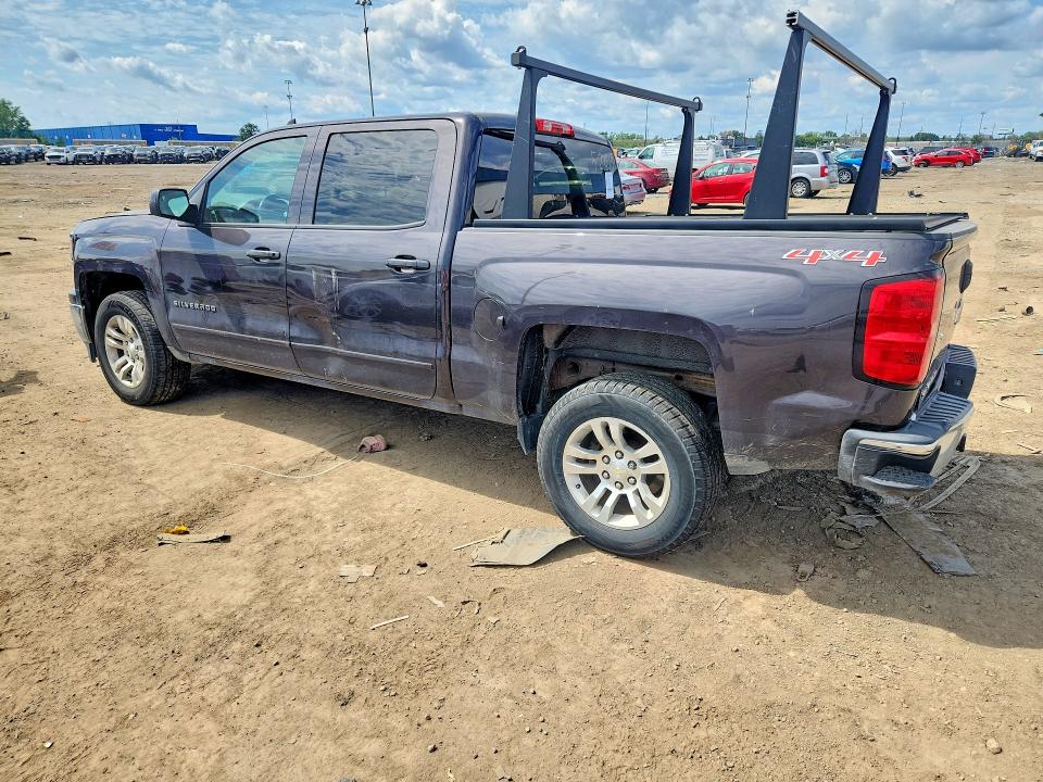 Фото 2 с аукциона – 2015 CHEVROLET SILVERADO с VIN 3GCUKREC2FG520157