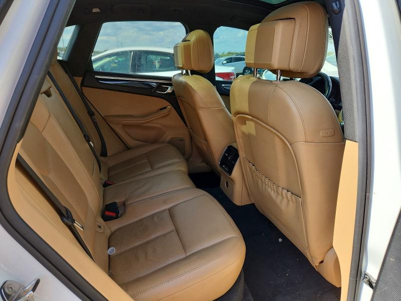 Photo 11 from auction – 2017 PORSCHE MACAN with VIN WP1AA2A5XHLB07492