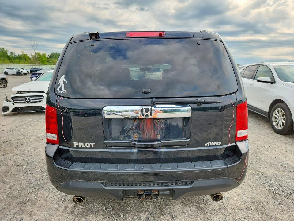 Photo 6 from auction – 2015 HONDA PILOT with VIN 5FNYF4H5XFB017231
