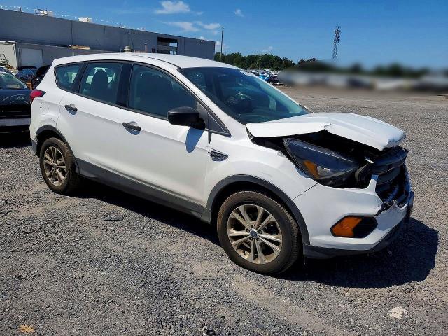 Photo 4 from auction – 2019 FORD ESCAPE with VIN 1FMCU0F70KUA90893