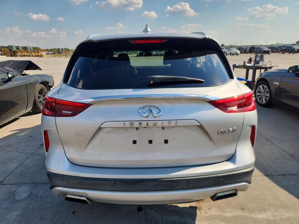 Photo 6 from auction – 2019 INFINITI QX50 with VIN 3PCAJ5M19KF112625