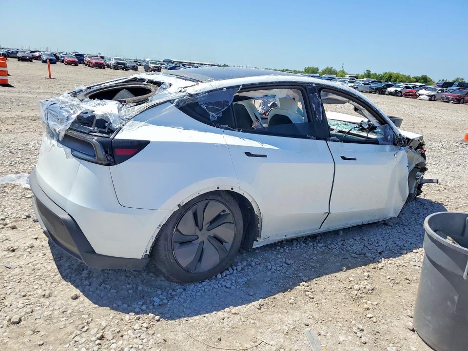 Photo 3 from auction – 2026 TESLA MODEL Y with VIN 7SAYGDED8TA450728