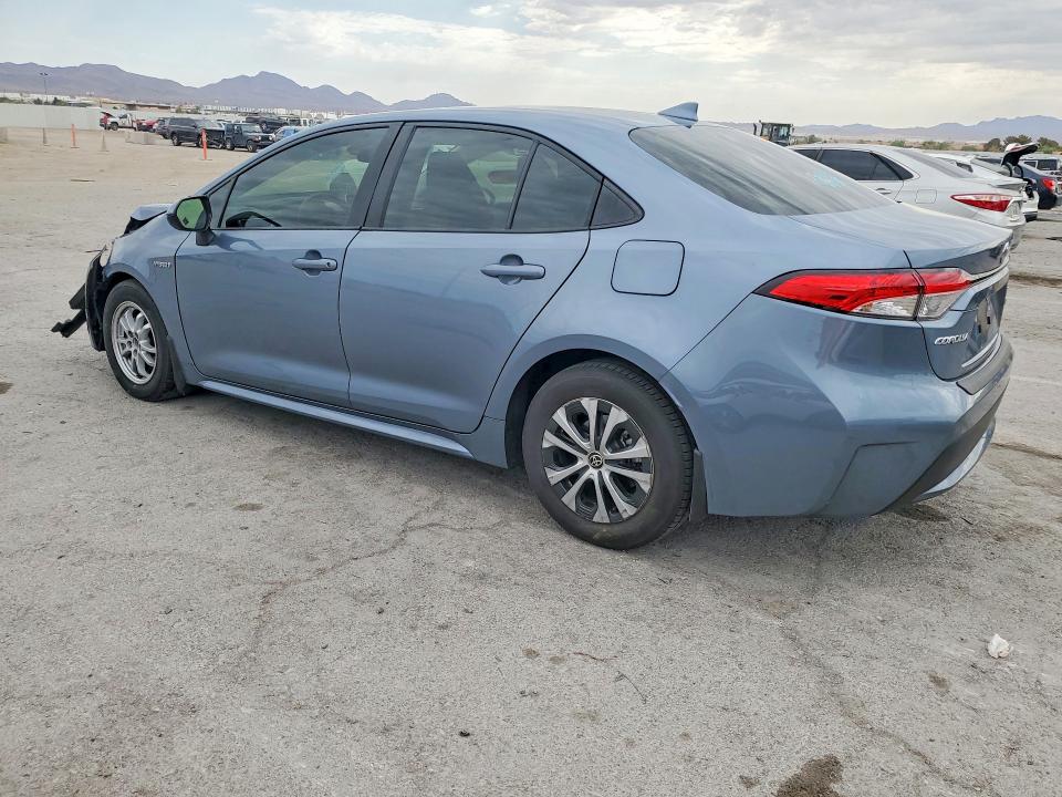 Photo 2 from auction – 2021 TOYOTA COROLLA with VIN JTDEAMDE0MJ003805