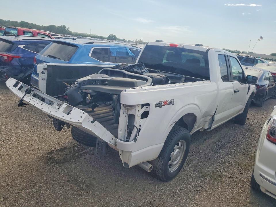 Photo 3 from auction – 2021 FORD F150 with VIN 1FTFX1E53MFA04319