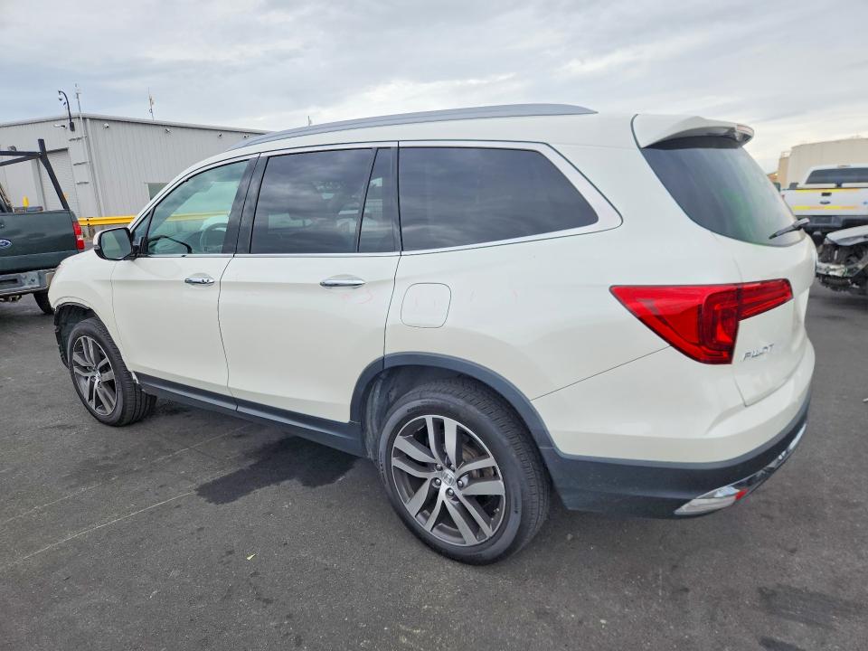 Photo 2 from auction – 2017 HONDA PILOT with VIN 5FNYF6H9XHB064745