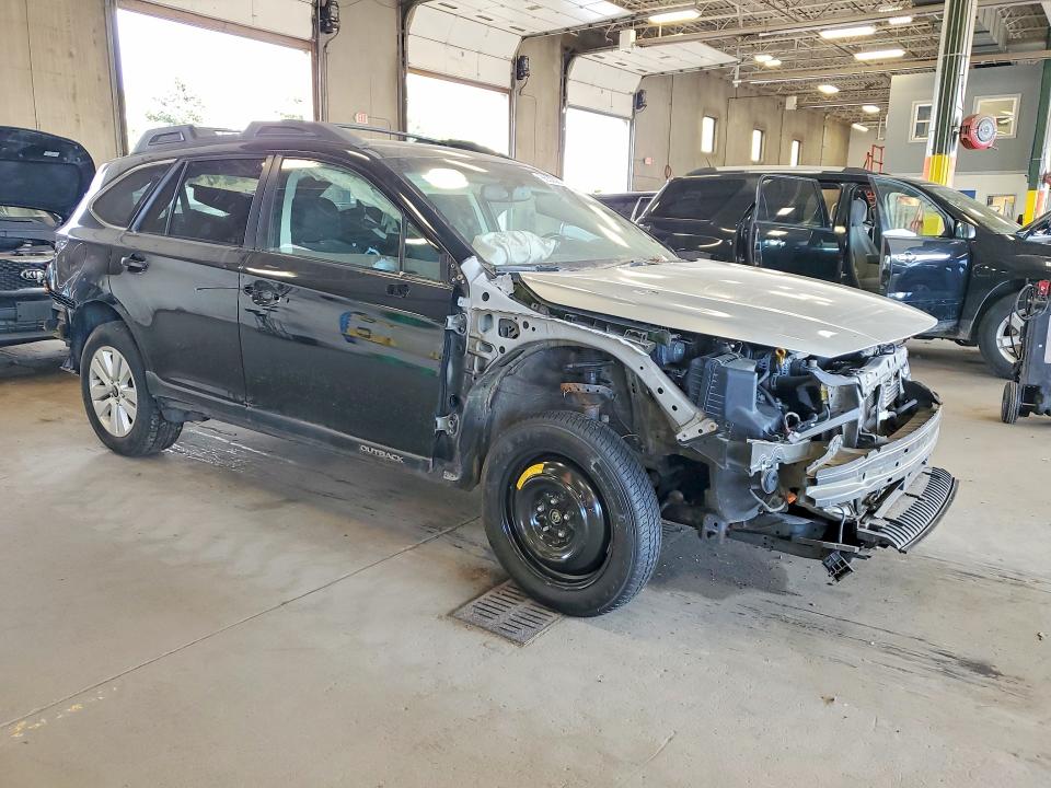 Photo 4 from auction – 2017 SUBARU OUTBACK with VIN 4S4BSADC4H3366921
