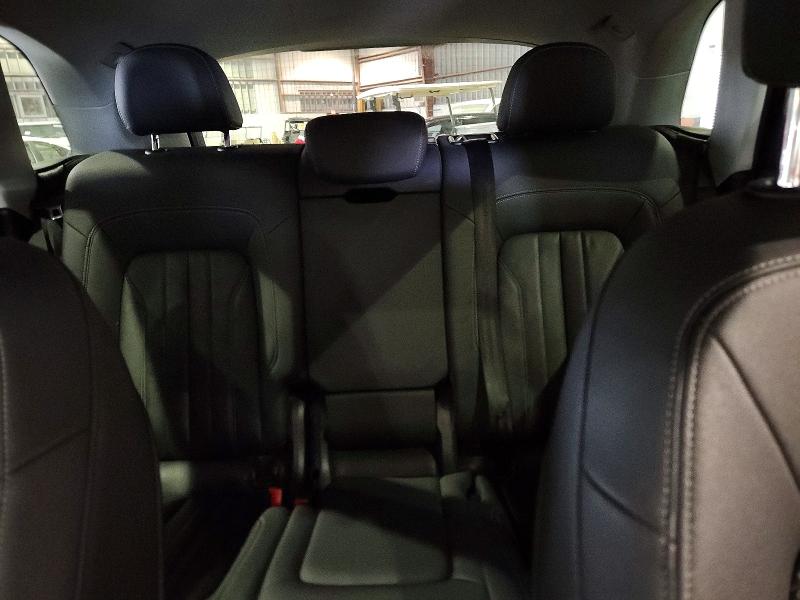 Photo 10 from auction – 2021 AUDI Q5 with VIN WA1BAAFY3M2012110
