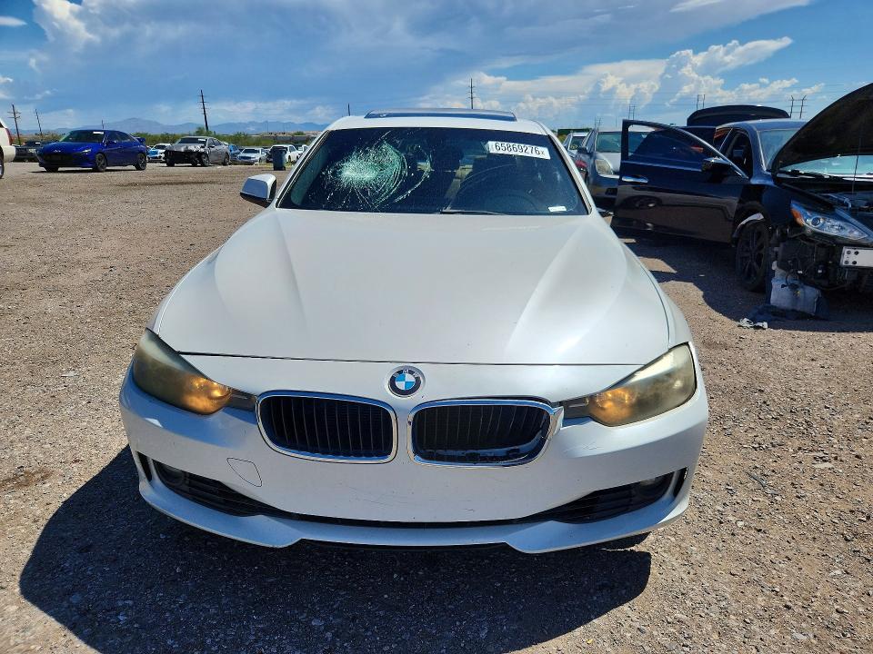 Photo 5 from auction – 2013 BMW 328 with VIN WBA3A5C55DF359147