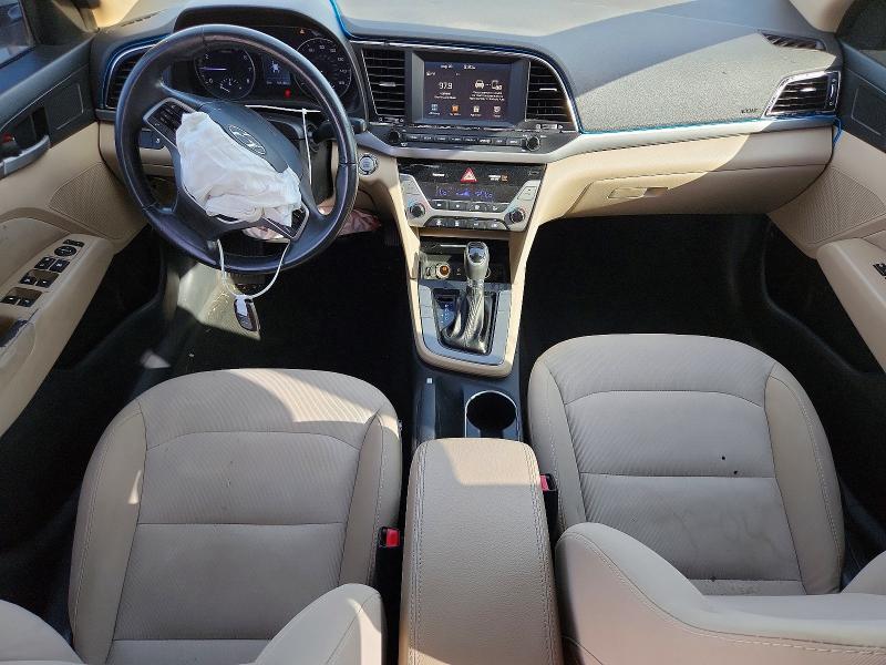 Снимка 8 от търг – 2017 HYUNDAI ELANTRA с VIN 5NPD84LF9HH182779