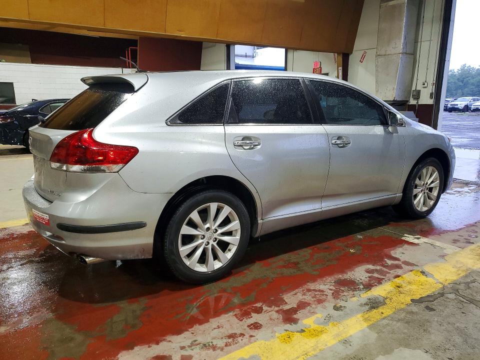 Photo 3 from auction – 2015 TOYOTA VENZA with VIN 4T3BA3BB7FU070475